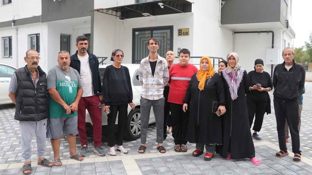 Adana’da 11 Katlı Apartmanda Asansör Tepkisi “Haftanın 5 6 Günü Bozuk” (1)