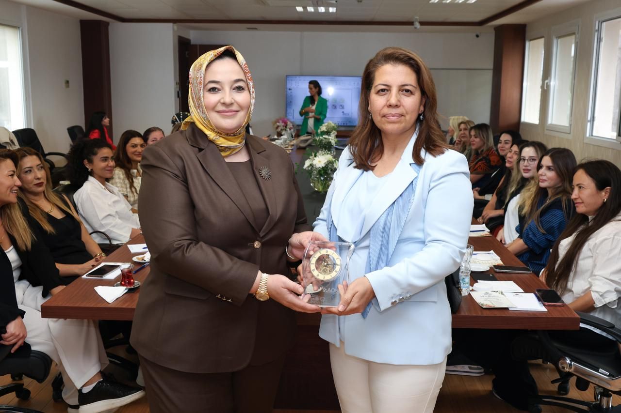 Adana'da Kadın Sanayiciler Beta Gıda'da Buluştu! 400 Yıllık Hanın Hikâyesi Dikkat Çekti (5)