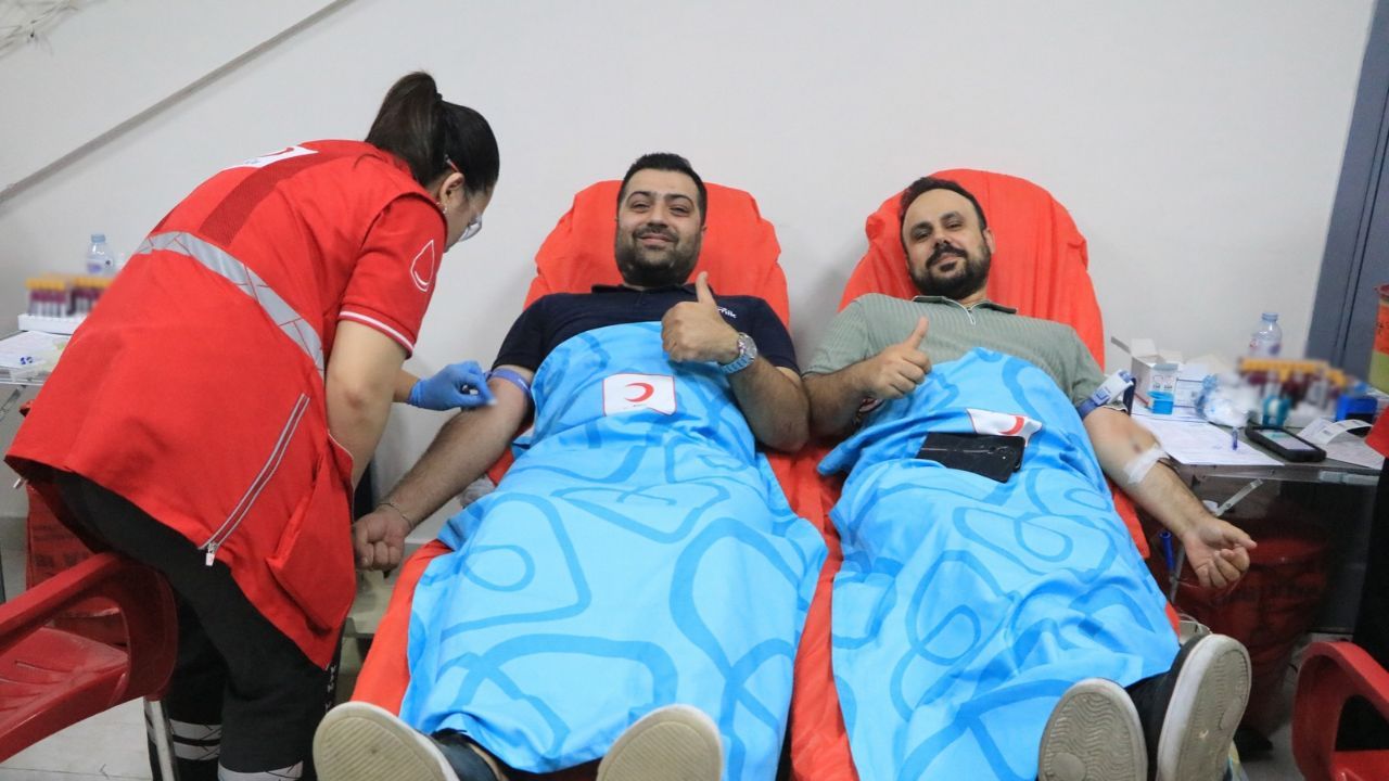 Adana’da Kan Stokları Azaldı Öğretmen Ve Velilerden Kan Bağışı Desteğii