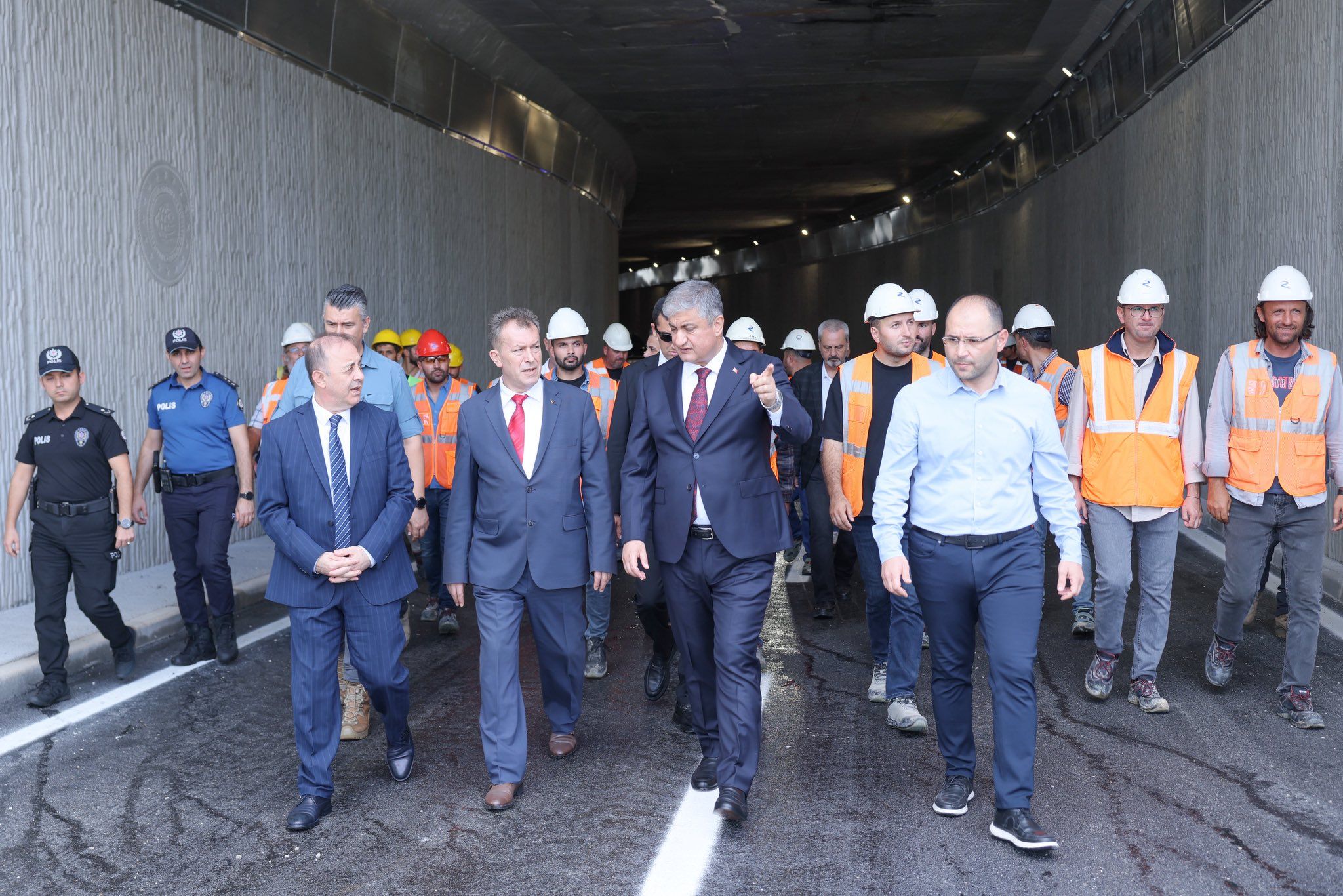 Adana'da Otogar Alt Geçidi Tamamlandı! Vali Yavuz'dan Ilk Açıklama (1)