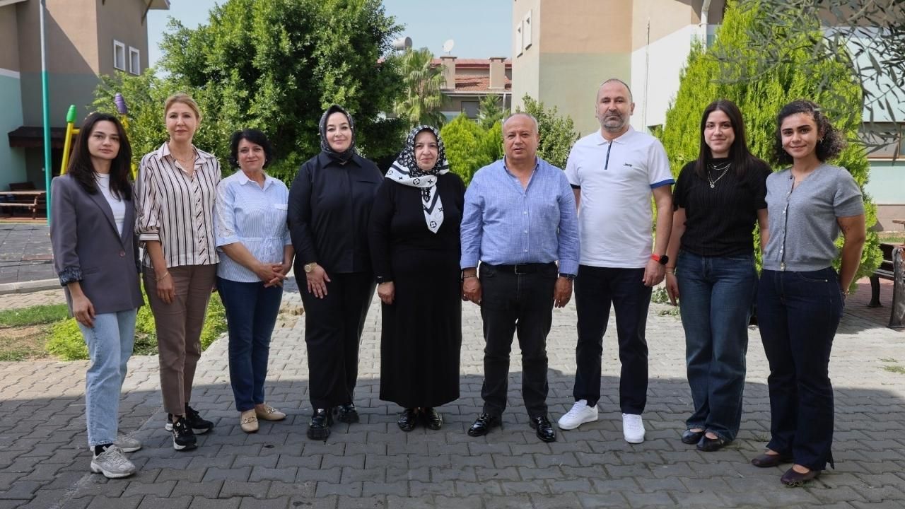Adana'da Sanayici Kadınlar Kız Çocuklarının Hayallerine Ortak Oldu (2)