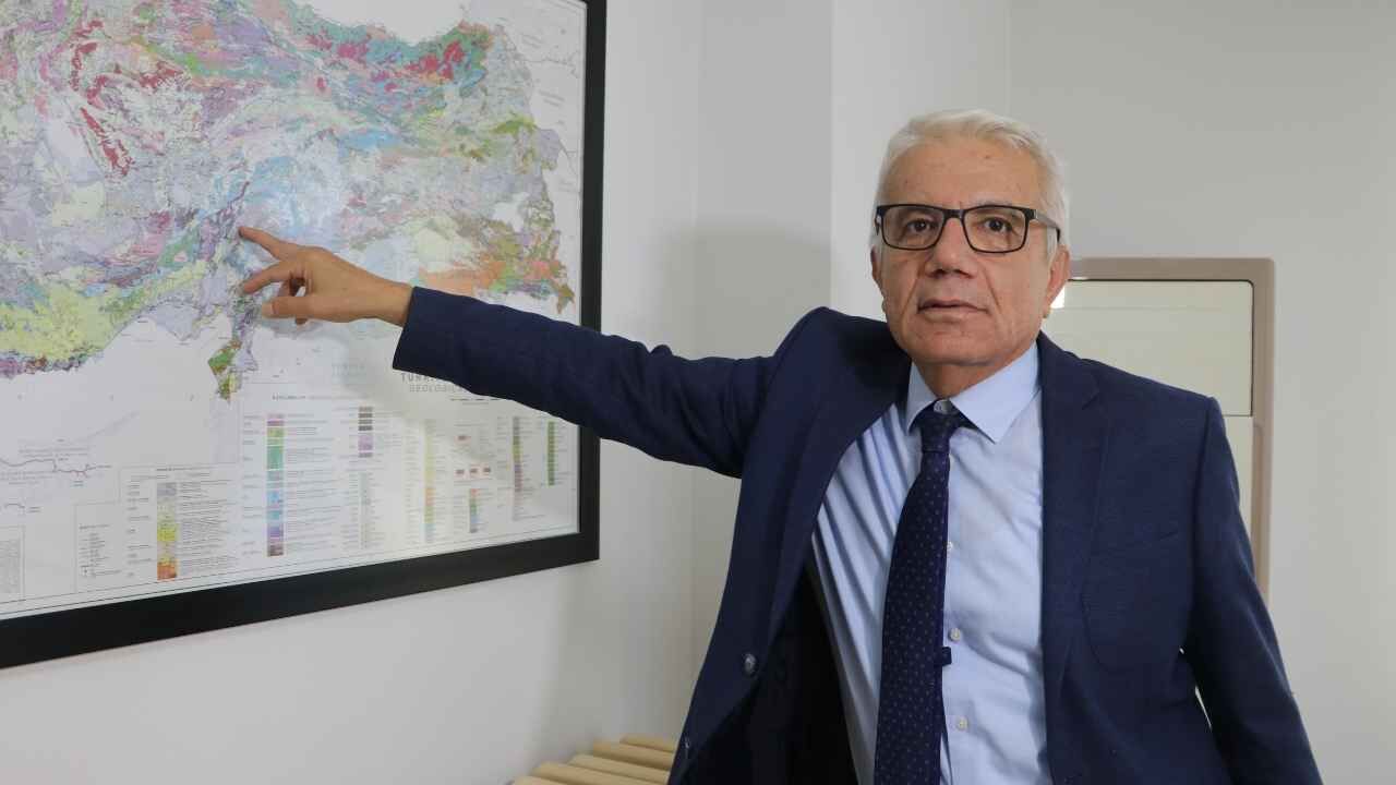 Adana’daki depremler için Mehmet Tatar’dan açıklama: “Bir uyarı olarak kabul edelim”