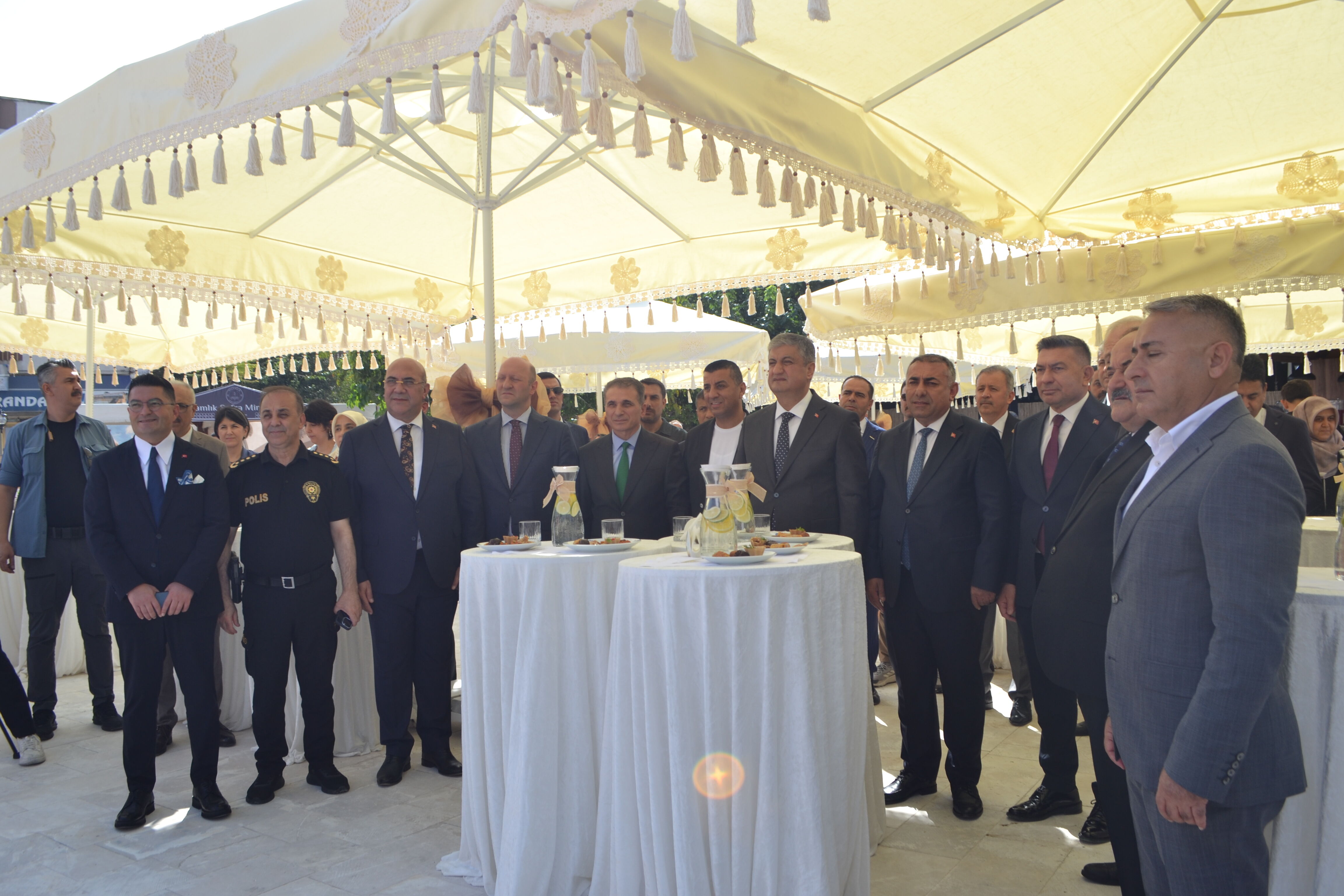 Adana'nın Yeni Lezzet Üssü Kapılarını Açtı Selamlık Sofra Mirası Evi Ziyaretçilerini Bekliyor (2)