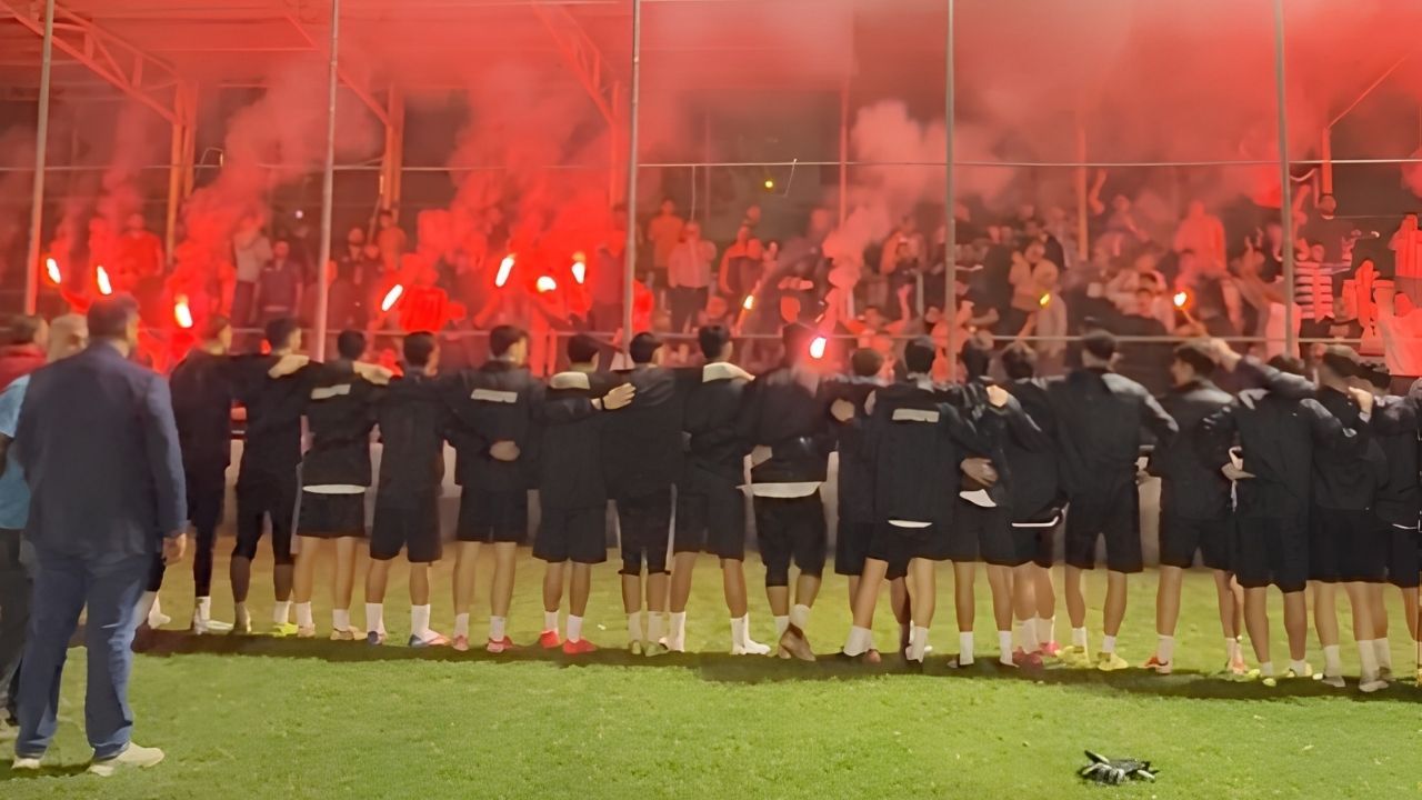 Adanaspor'da kenetlenme zamanı! Taraftarlar kritik maç öncesi tesislerde