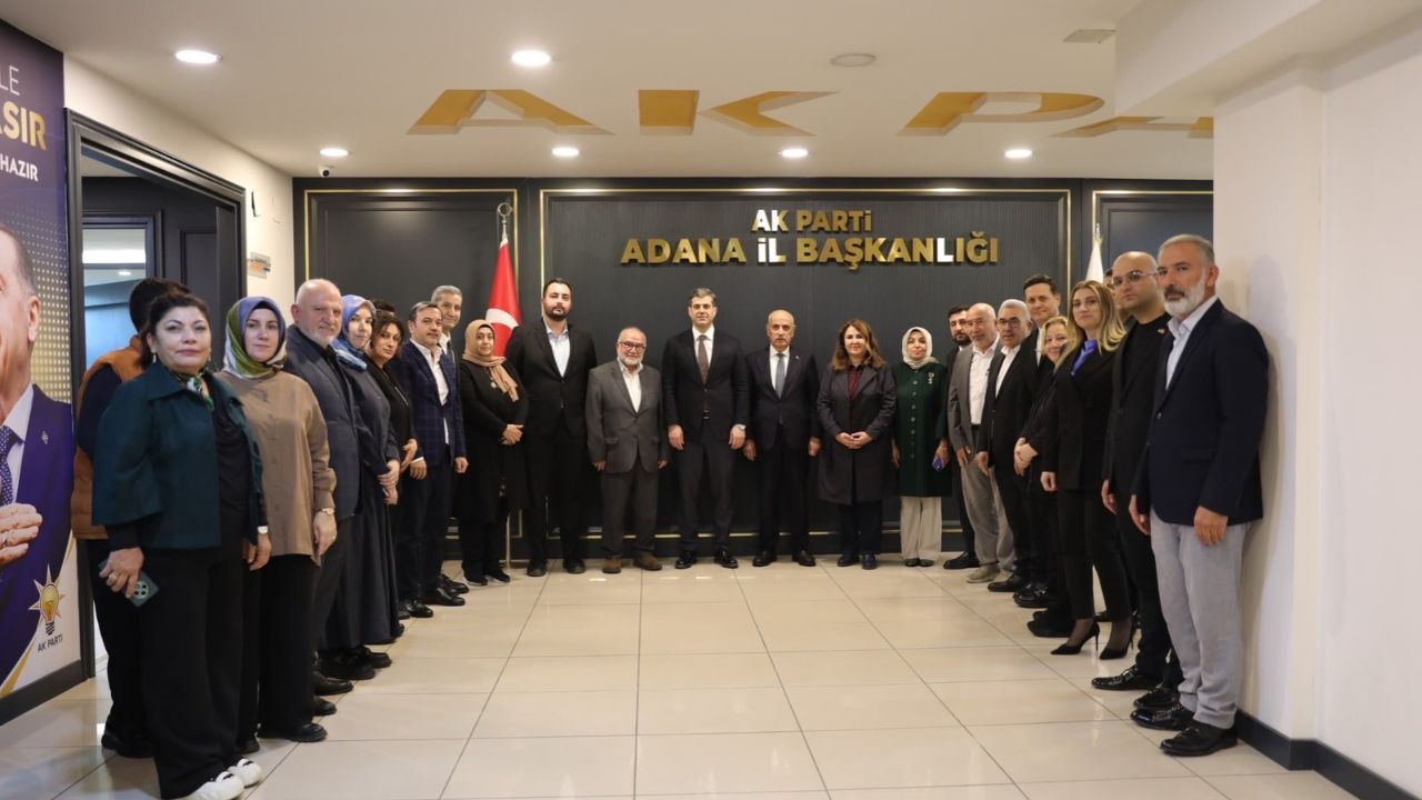 Ak Parti Adana'da Eski Bakan Vahit Kirişci İl Başkanlığı'nda Ağırlandı! (1)