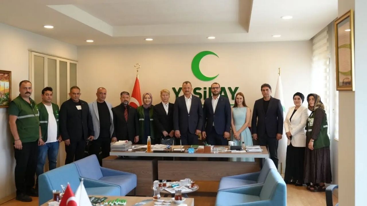Ali Coşkun’dan Yeşilay Adana Şubesi’ne Ziyaret (1)