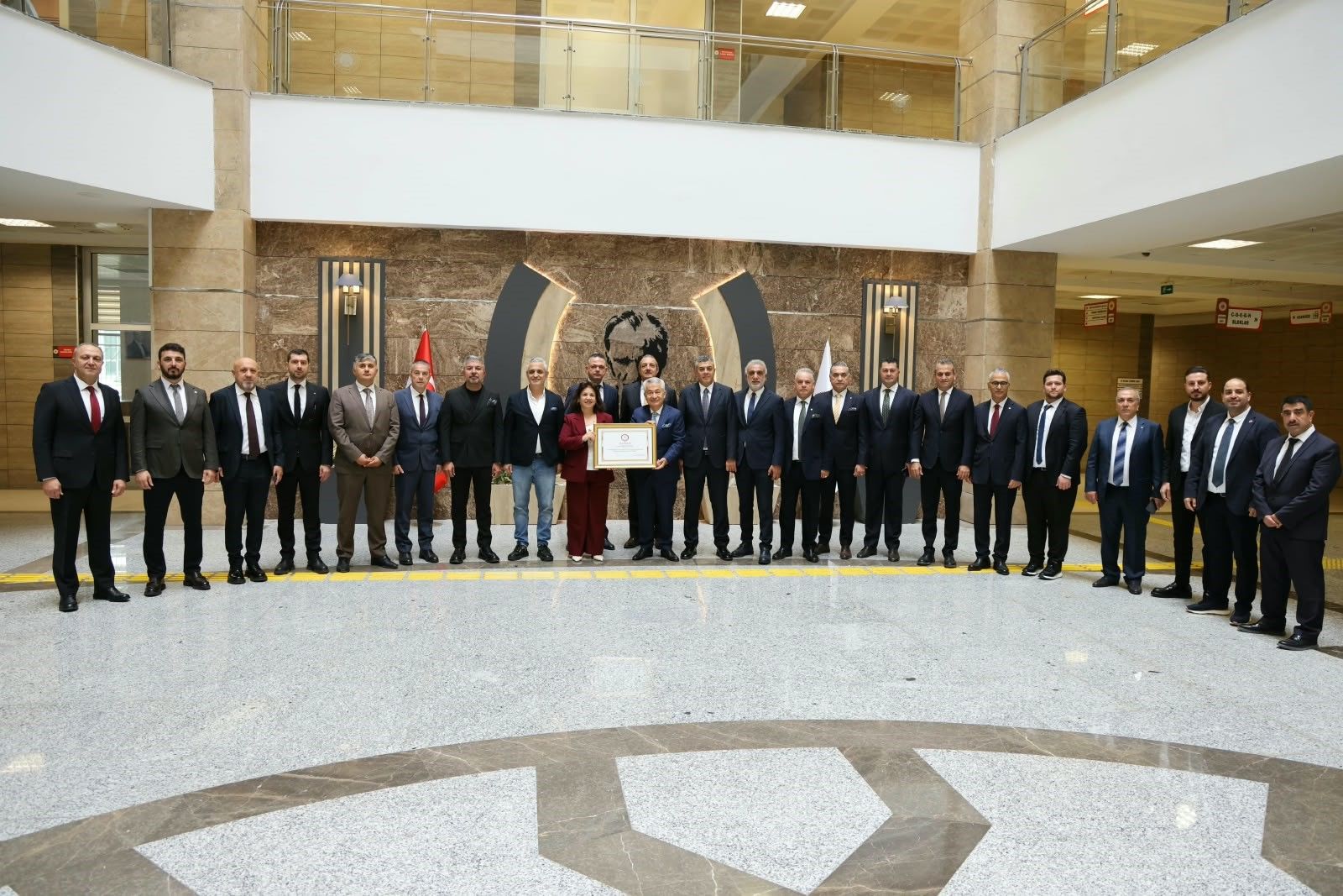 Ato Başkanı Mehmet Şahbaz Mazbatasını Aldı (2)