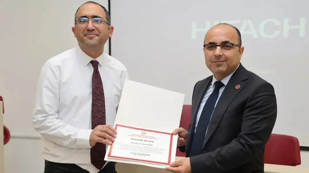 Atü’de Öğrencilere Tübi̇tak Proje Yazma Eğitimi (1)