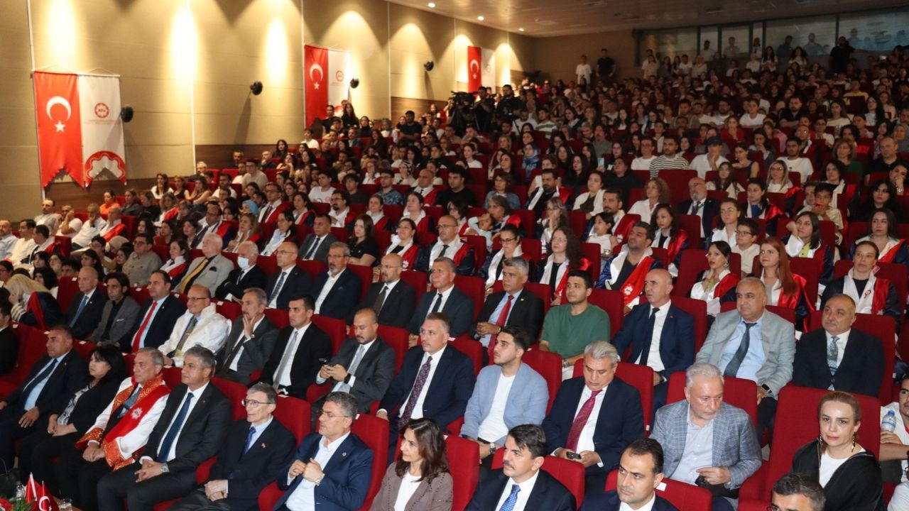 Atü'de Yeni Akademik Yıl Aziz Sancar Ile Başladı (4)