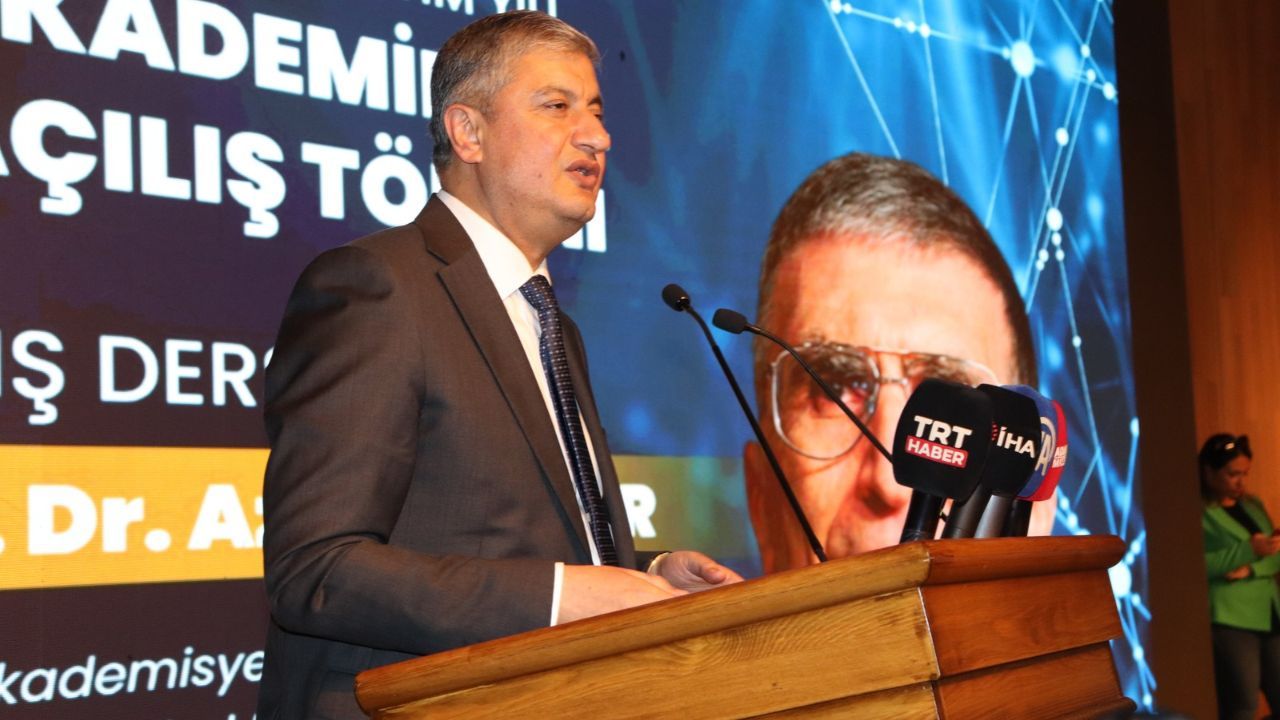 Atü'de Yeni Akademik Yıl Aziz Sancar Ile Başladı (6)