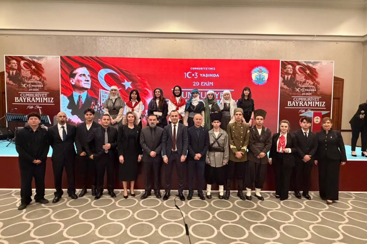Bahtiyar Vahabzade Sbl'nden Cumhuriyet Resepsiyonu’nda Unutulmaz Gösteri “Çukurova Koçaklaması” (1)