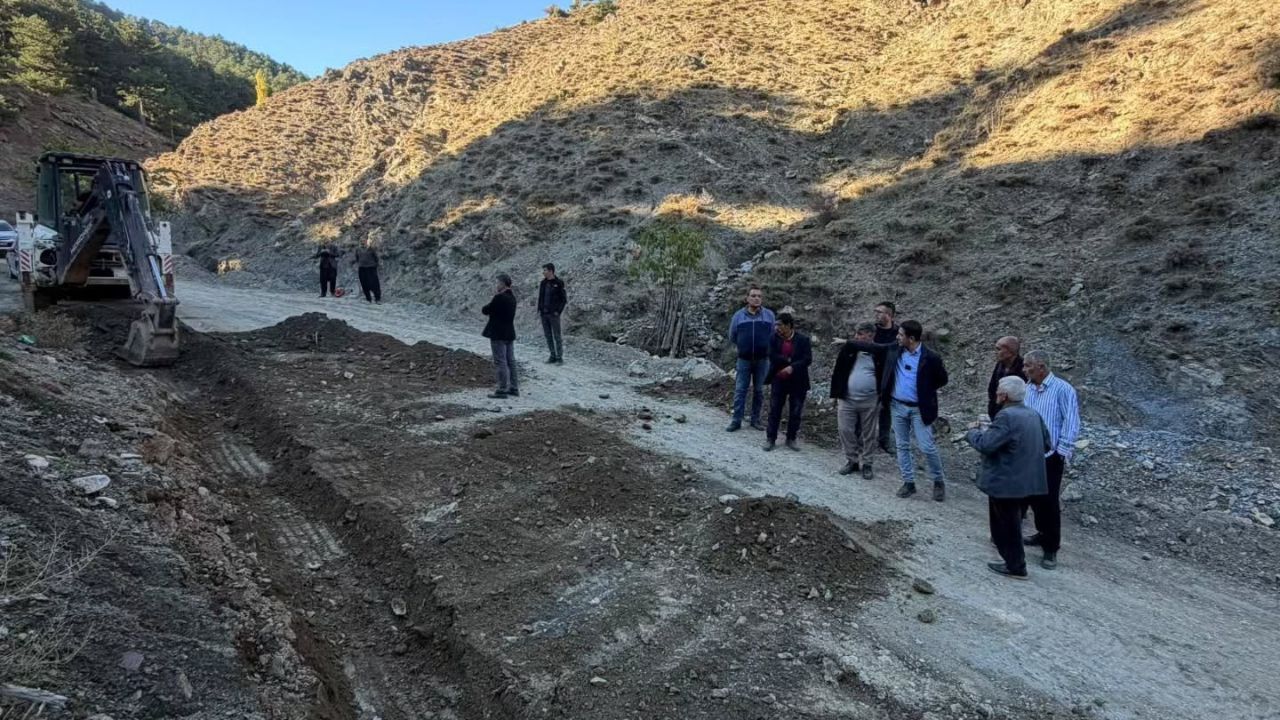Başkan Özen yol çalışmalarını yerinde inceledi