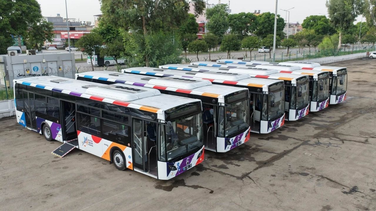 Büyükşehirden Ulaşım Filosuna 6 Yeni Otobüs (1)