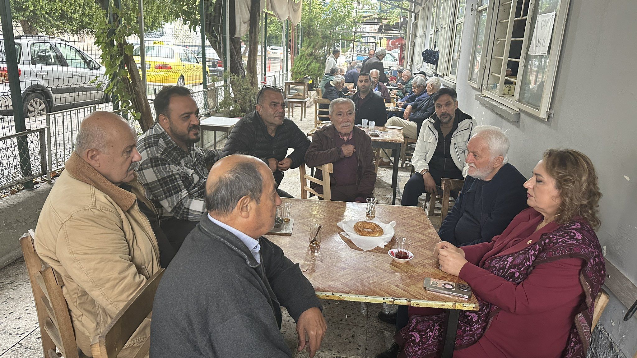 Chp’li Şevkin, Seyhan Döşeme Mahallesi’nde Vatandaşlarla Bir Araya Geldi (2)