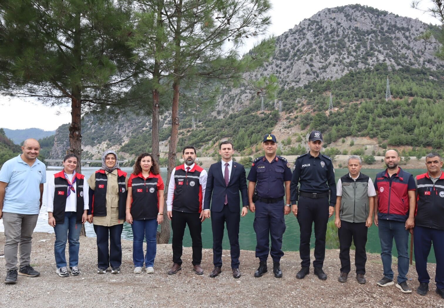 Feke'de Can Suyu 400 Bin Sazan Yavrusu Göksu Çayı Ve Baraj Gölüne Bırakıldı (1)