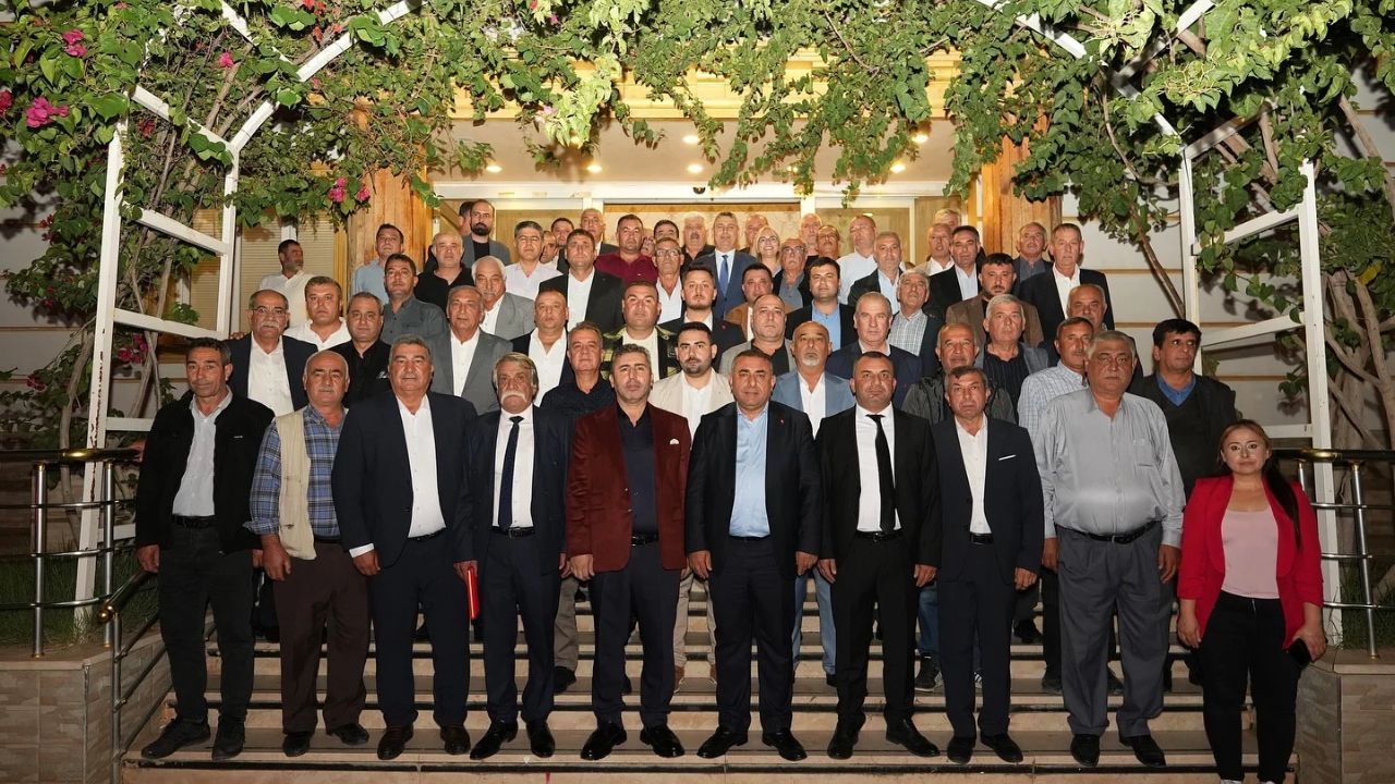 Güngör Geçer, Kozan’da Muhtarlarla Buluştu