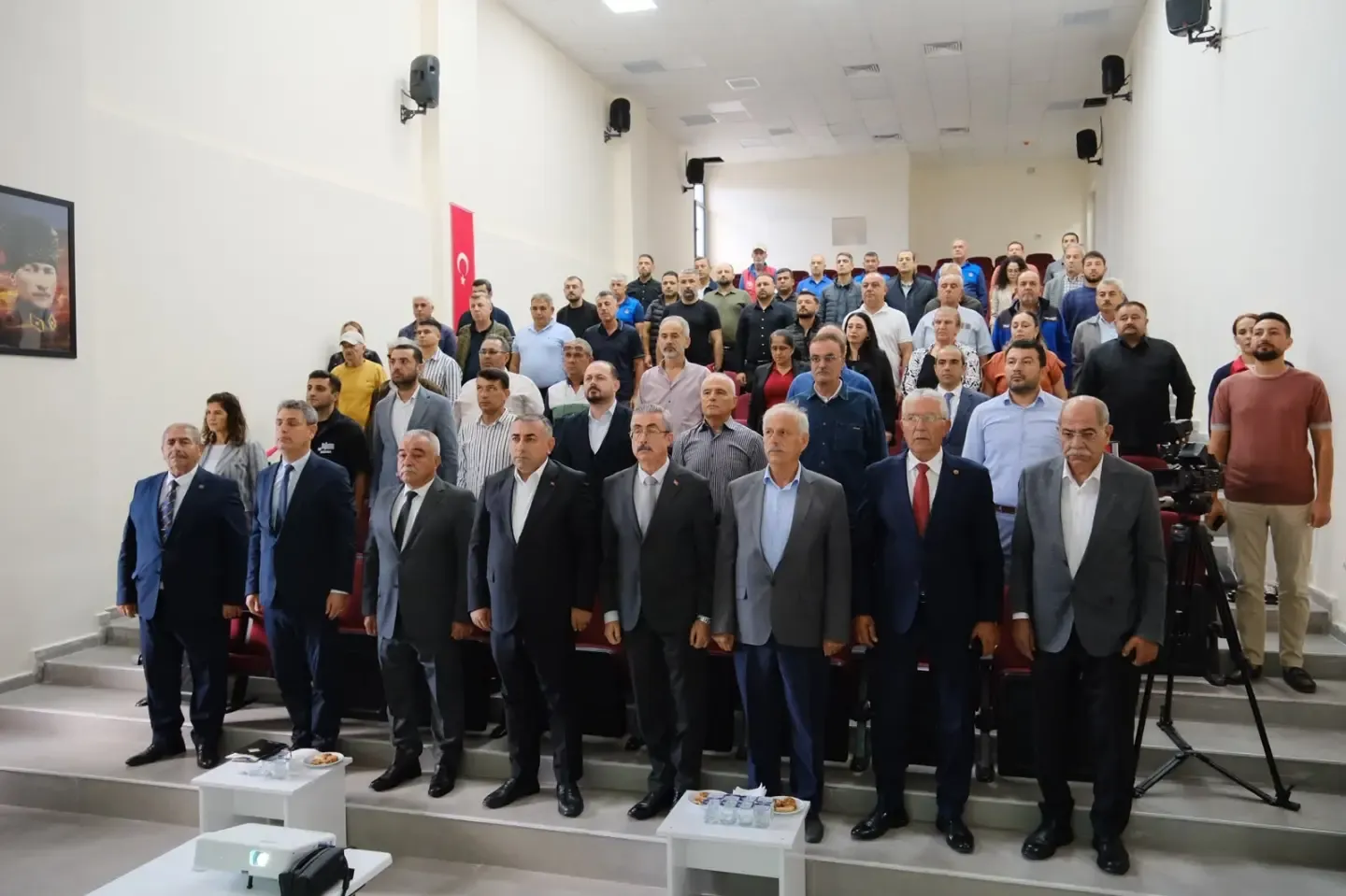 Karataş'ta Tarımın Geleceği Için Ortak Akıl Buluşması Çiftçilerin Sorunları Masaya Yatırıldı (2)