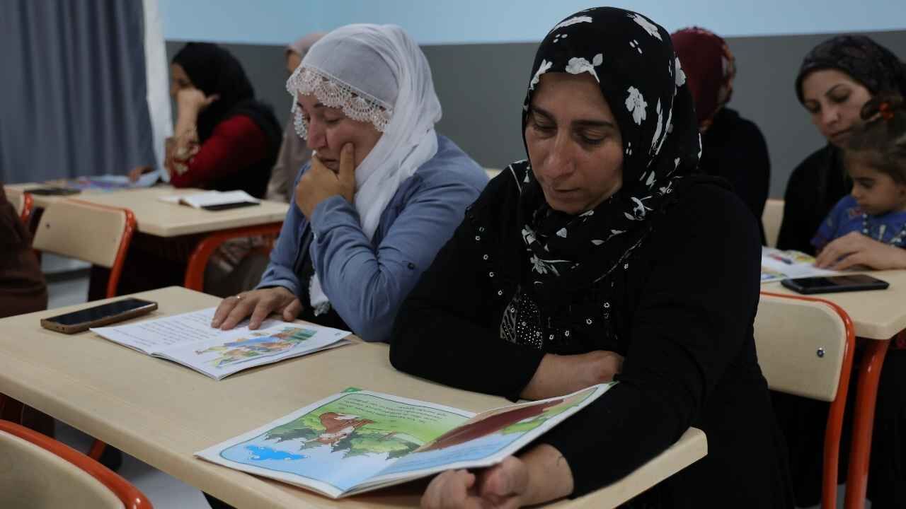 “Kızlar Okumaz” Dediler! Adana’da 18 Kadın Yıllar Sonra Hayallerine Kavuştu (1)