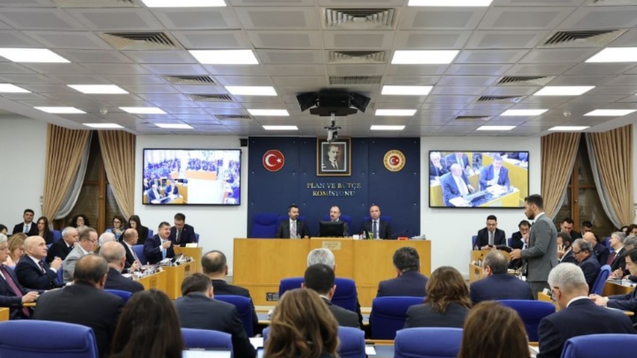 Meclis'te kritik fon mesaisi başladı