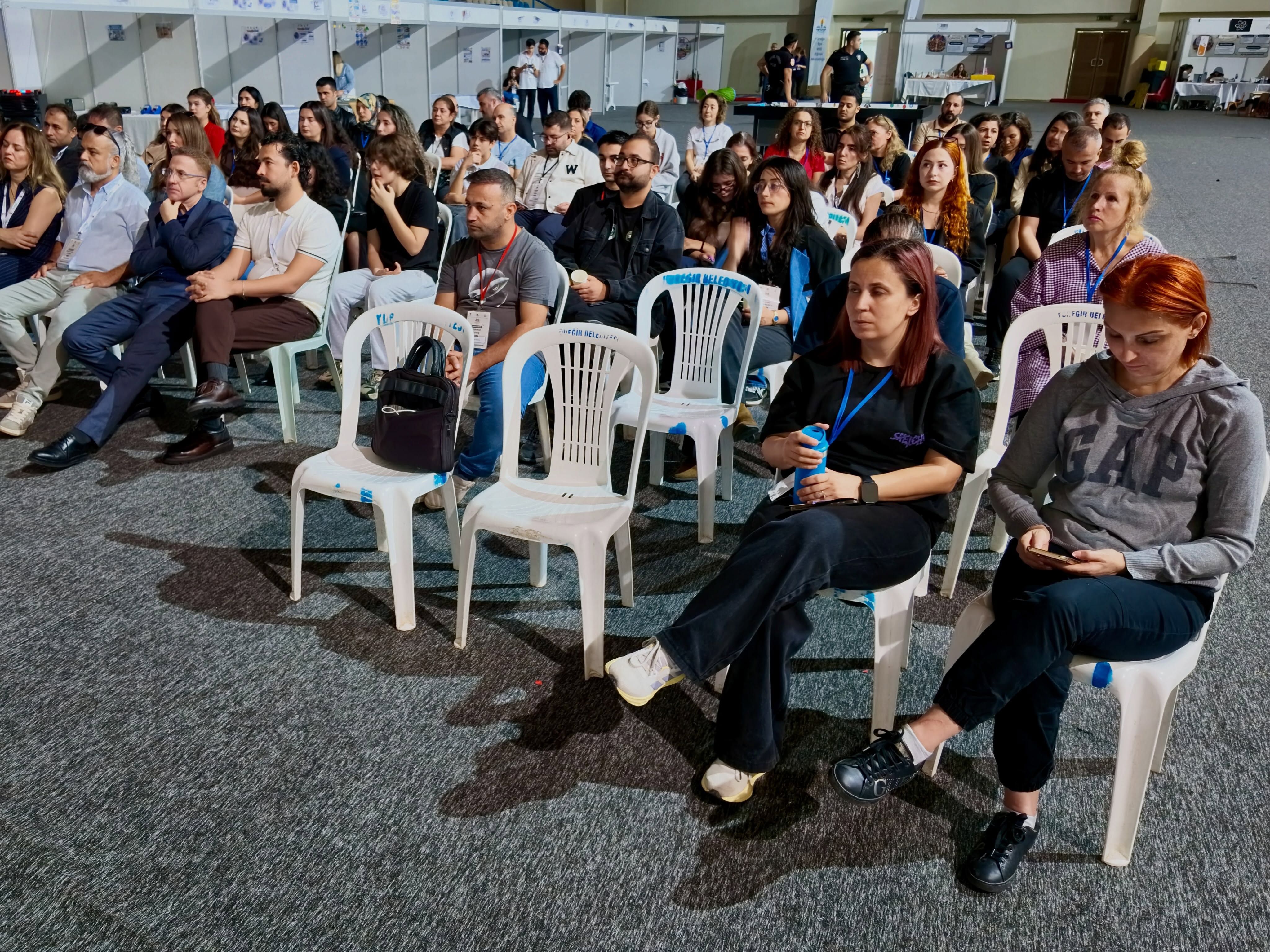 Medeniyetten Mühendisliğe Yüreğir Bilim Şenliği Kapılarını Araladı! (1)