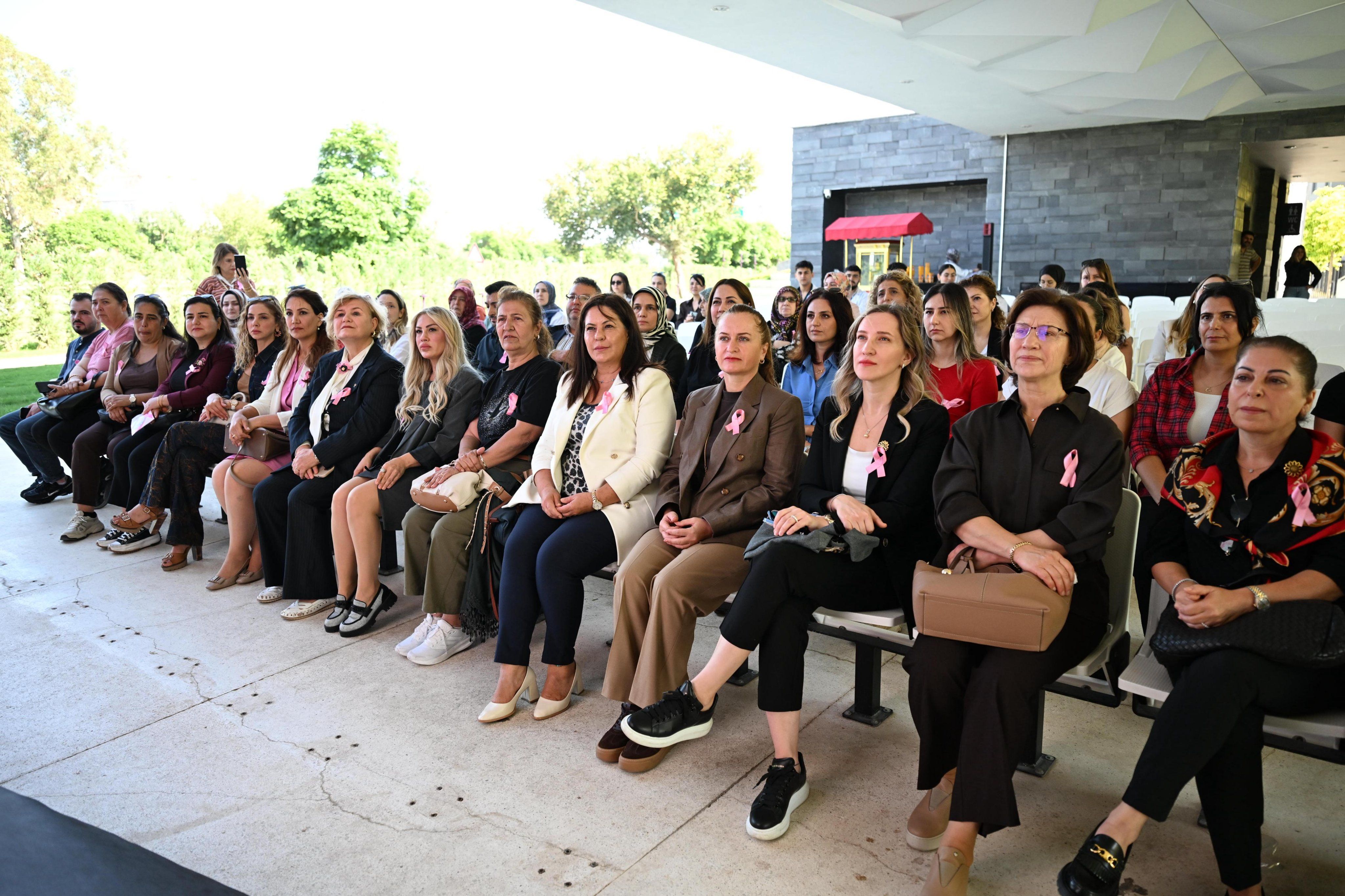 Sarıçam’da “Hayata Pembe Bir Dokunuş” Erken Tanının Önemi Anlatıldı (1)