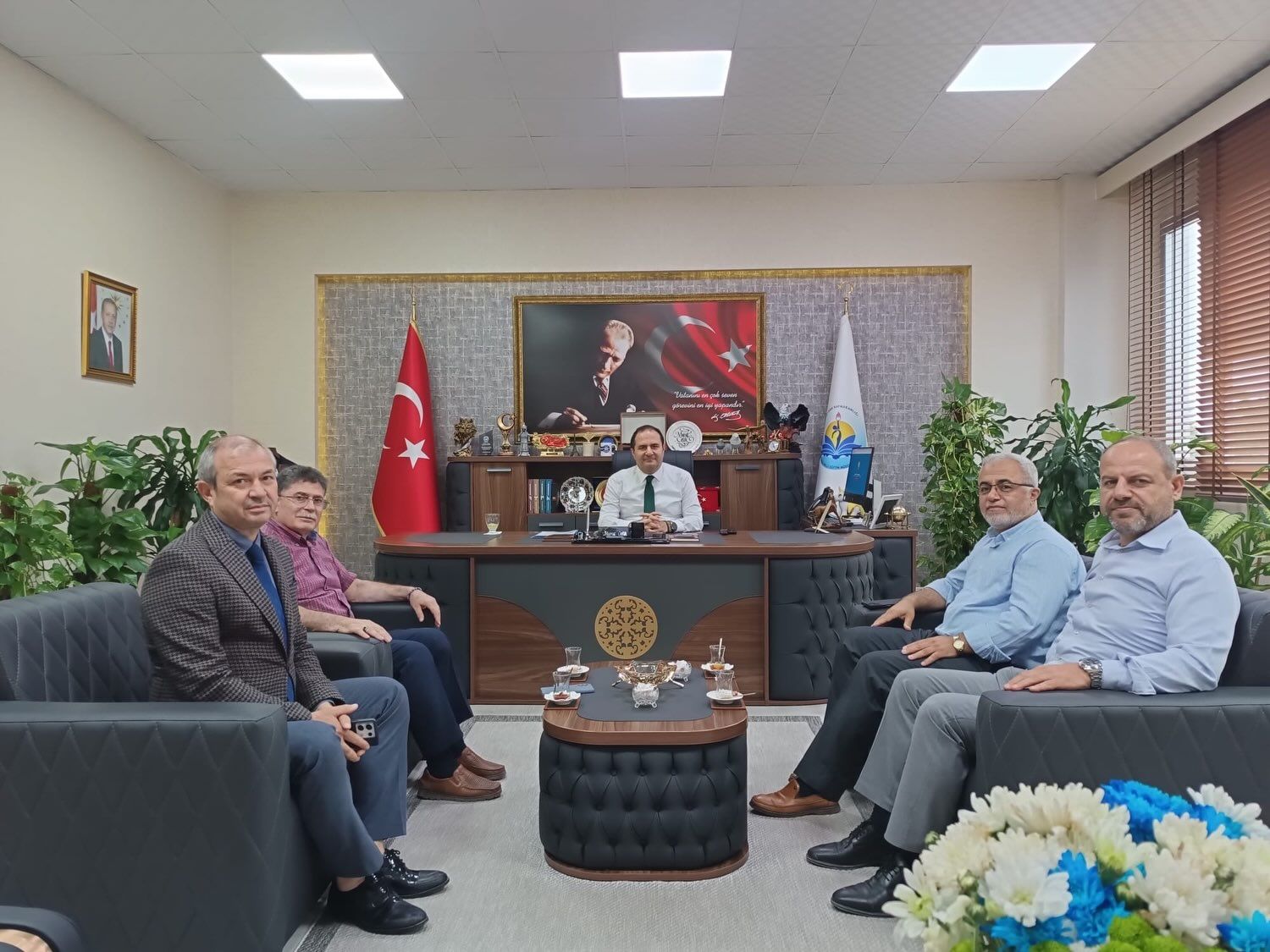 Seyhan İlçe Millî Eğitim Müdürü Murat Çelik, AFİDAP yönetimini ağırladı
