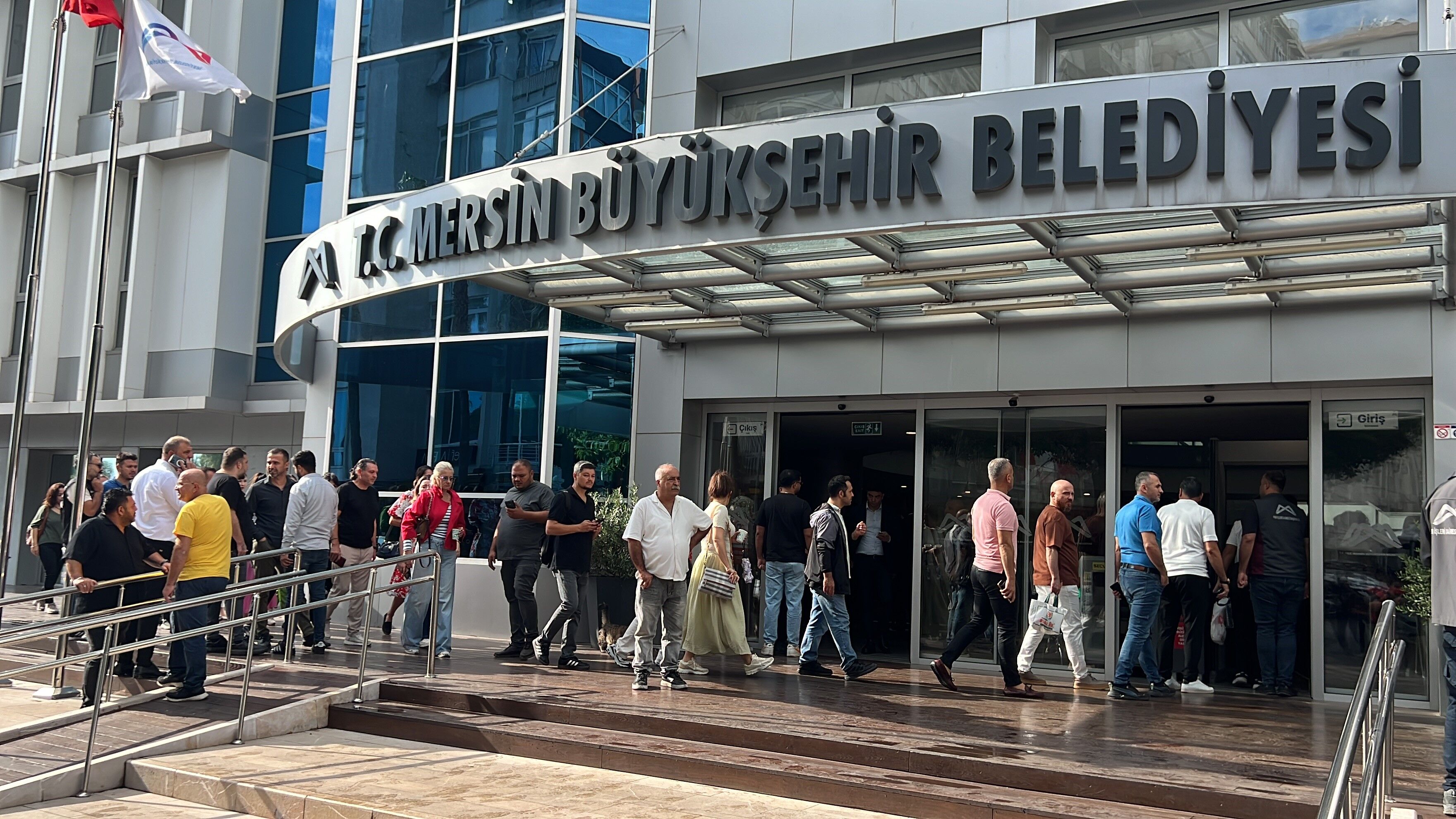 Vahap Seçer Ve 2 Belediye Başkanının Gözaltına Alındığı Soruşturmada Yeni Detaylar (2)