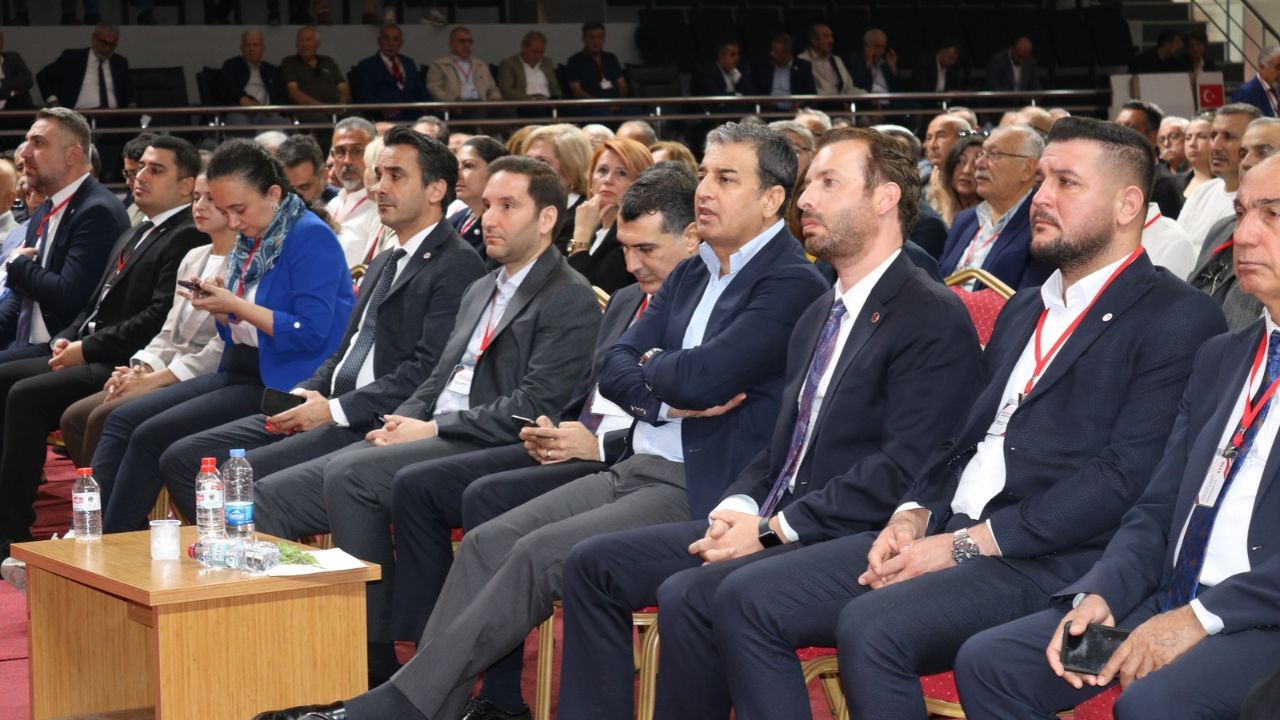 Yeni Parti Adana İl Başkanlığı 1. Olağan Kongresi Gerçekleştirildi (8)