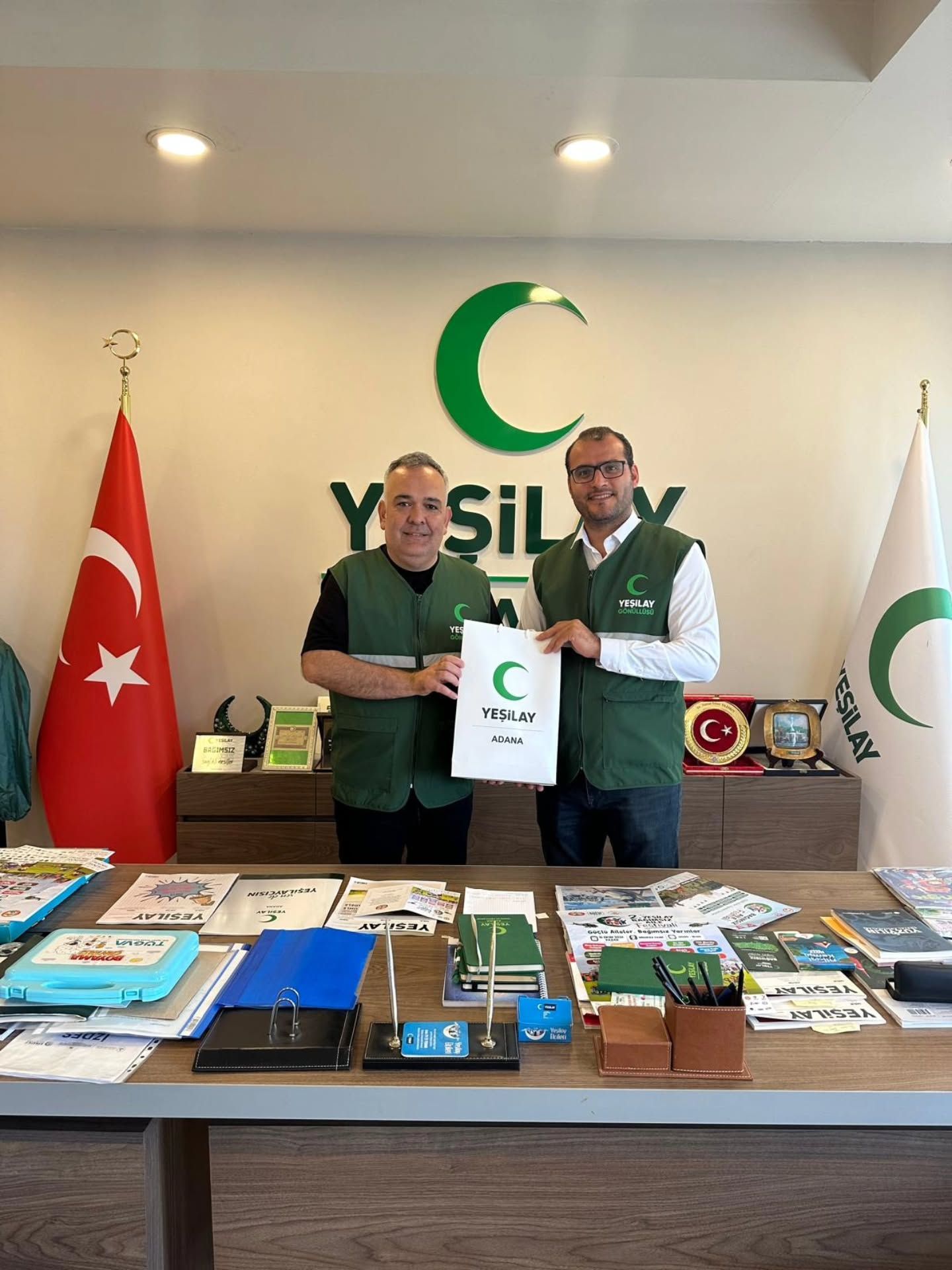 Yeşilay Ailesi Adana'da Buluştu Çatalca Şube Başkanından Anlamlı Ziyaret (1)
