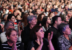 Candan Erçetin, Uluslararası Antalya Piyano Festivali'nde müzikseverlerle buluştu