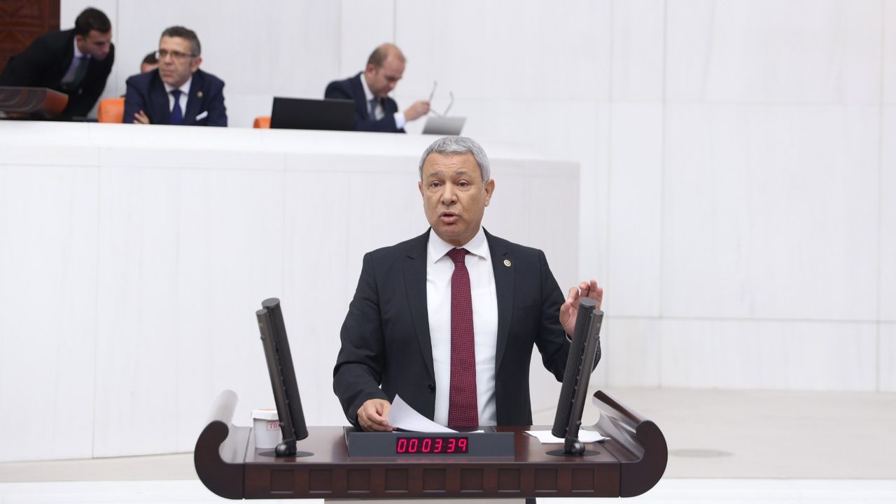 Orhan Sümer’den Meclis’te Çukurova Havalimanı Garanti Ödemesi Tepkisi: “Açılmadan mı ödeme yapıldı?”