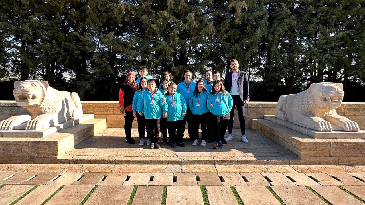 Özel Gereksinimli Sporcular Ata’nın Huzurunda