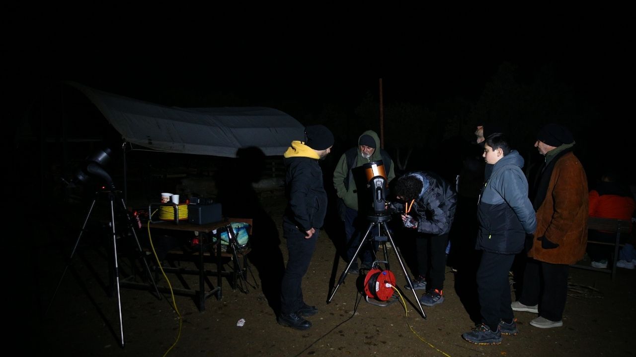 Adana’da 4. Astronomi Gecesi Gökyüzü Meraklılarını Buluşturdu