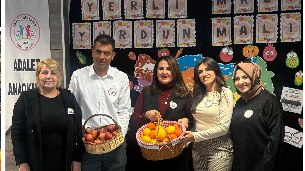 AK Parti Adana İl Kadın Kolları’ndan Yerli Malı Haftası Etkinliği