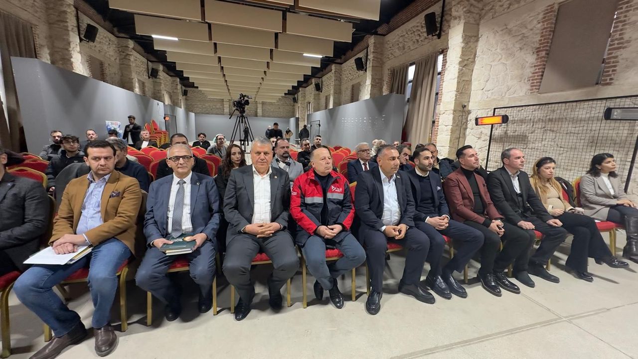 Adana’da şehir planlaması için kritik zirve!