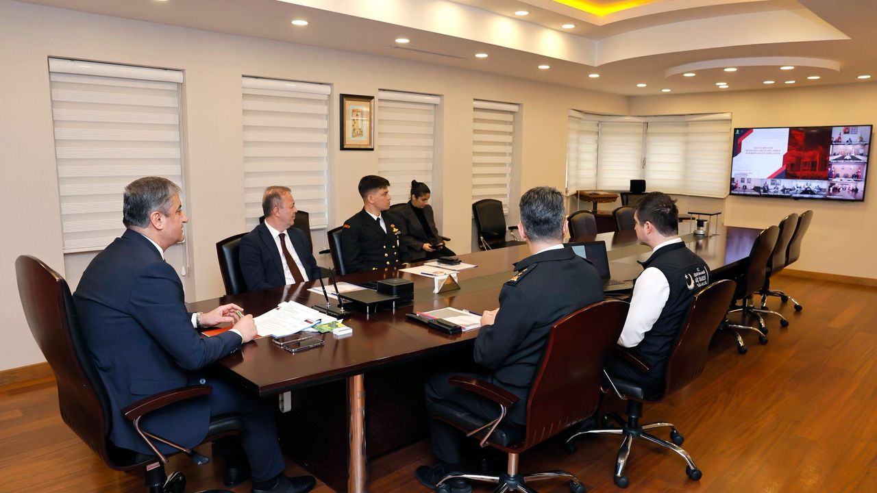 7 ilin valisi düzensiz göçle mücadele için tek ekranda buluştu!