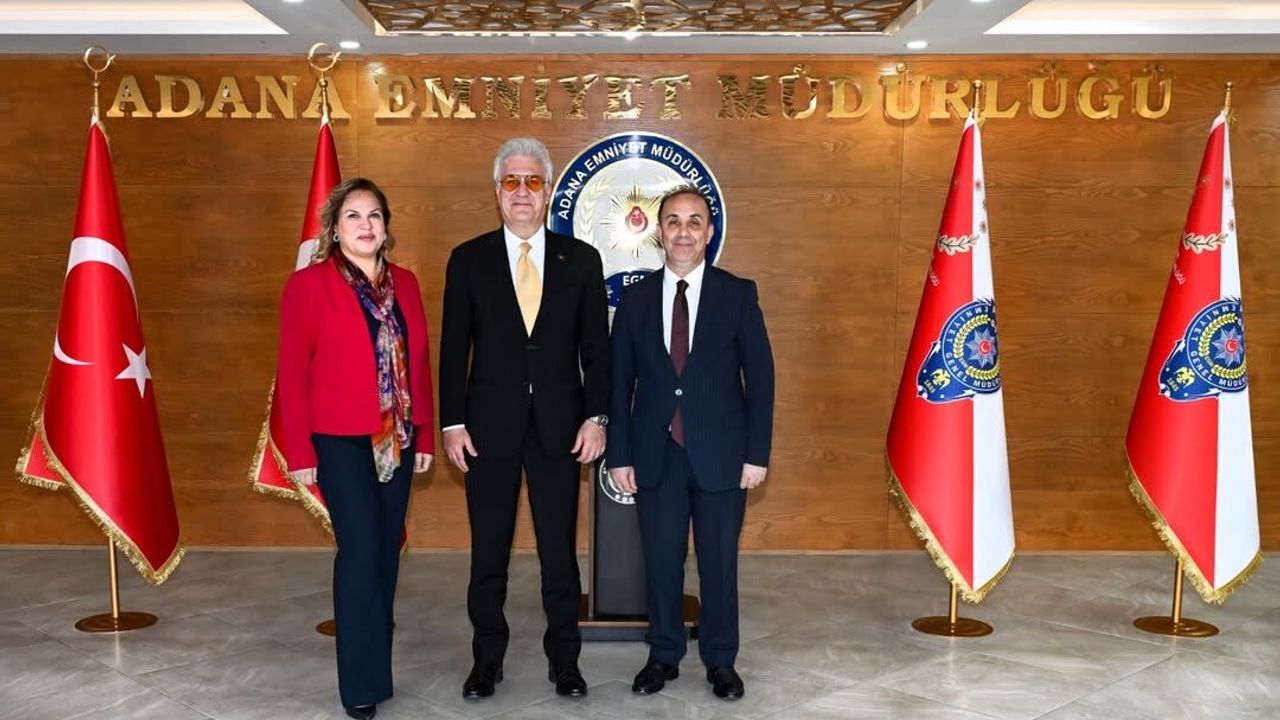 Adana’da Emniyet Müdürlüğü’ne Anlamlı Ziyaret