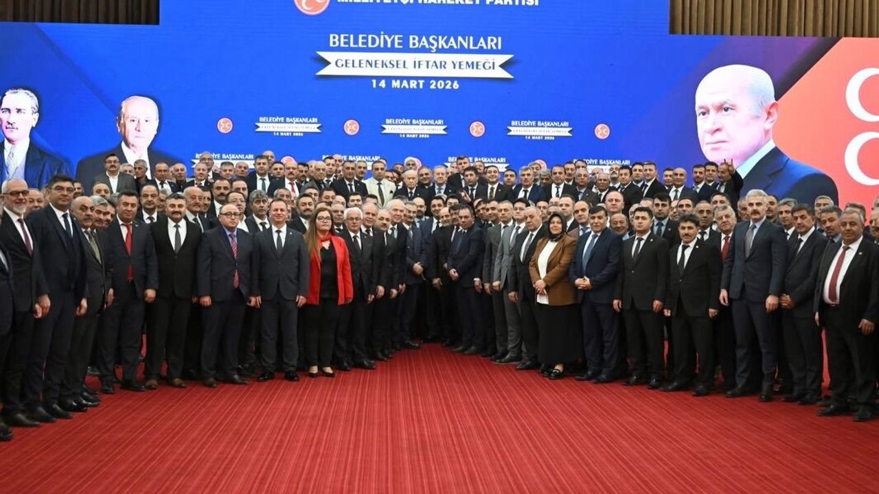 Başkan Şimşek, Ramazan Sofrasında Dava Arkadaşlarıyla Buluştu