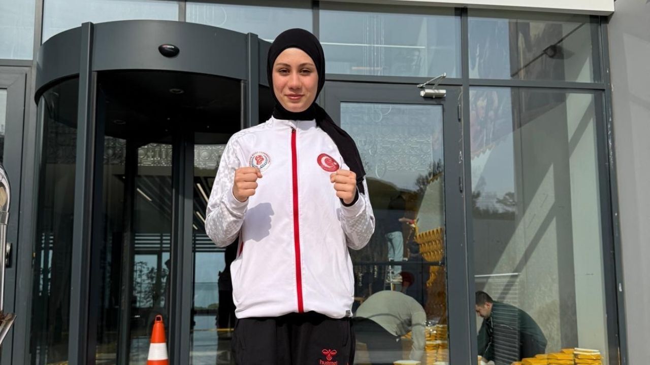 Kozanlı milli boksör Azra Nur Çetin Dünya Kupası yolunda - Adana Toros Gazetesi