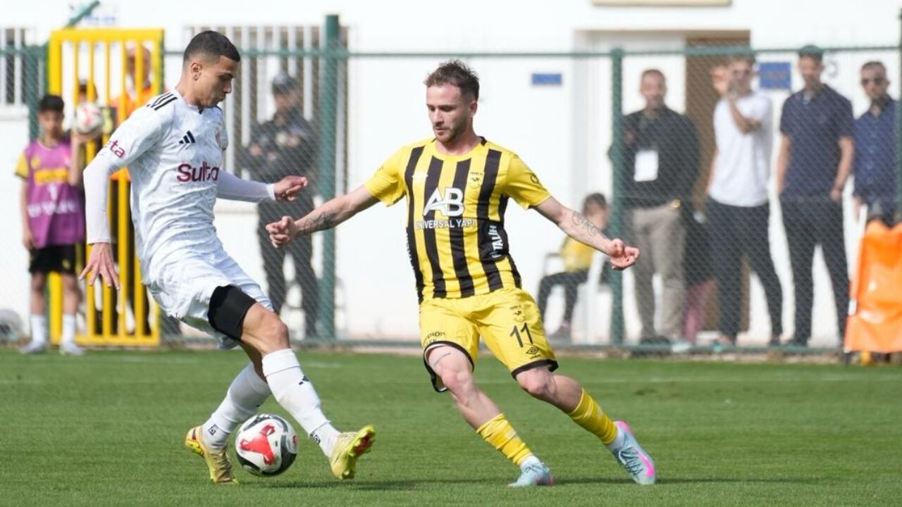 Adana 01 FK, kendi evinde İnegölspor'u 4-1 mağlup etti