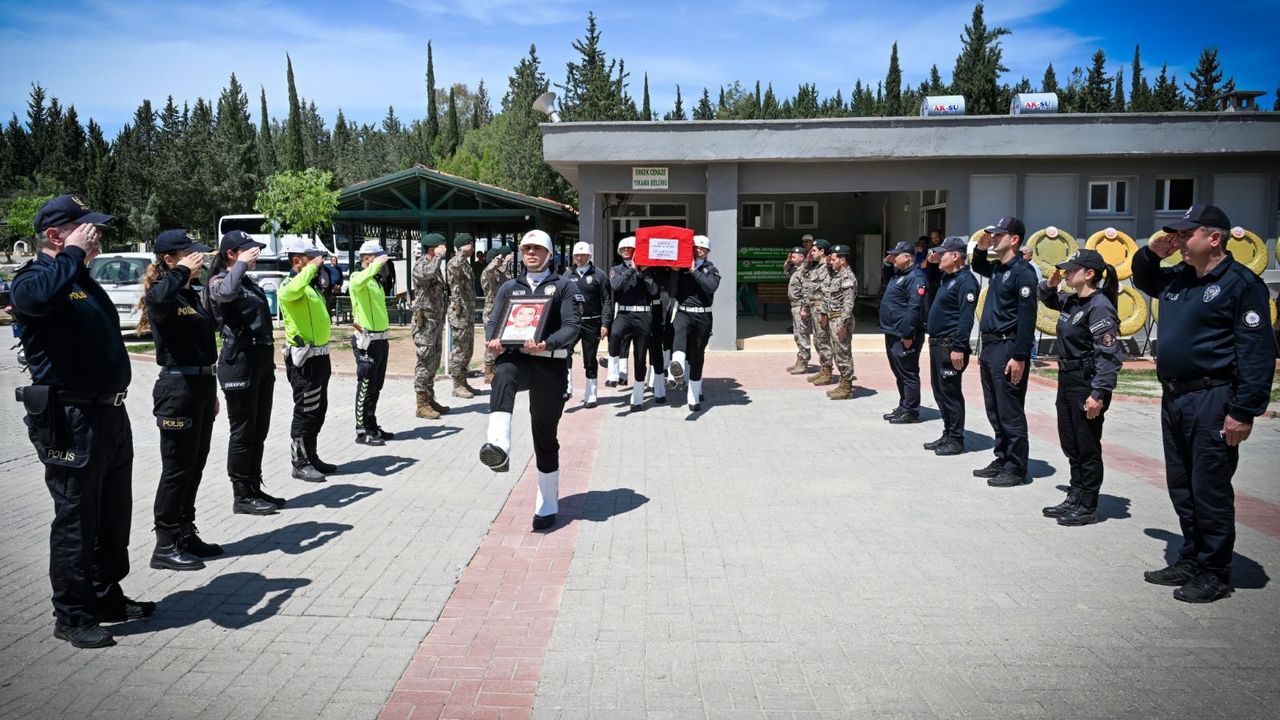 Adana İl Emniyet Müdürlüğü’nde acı kayıp