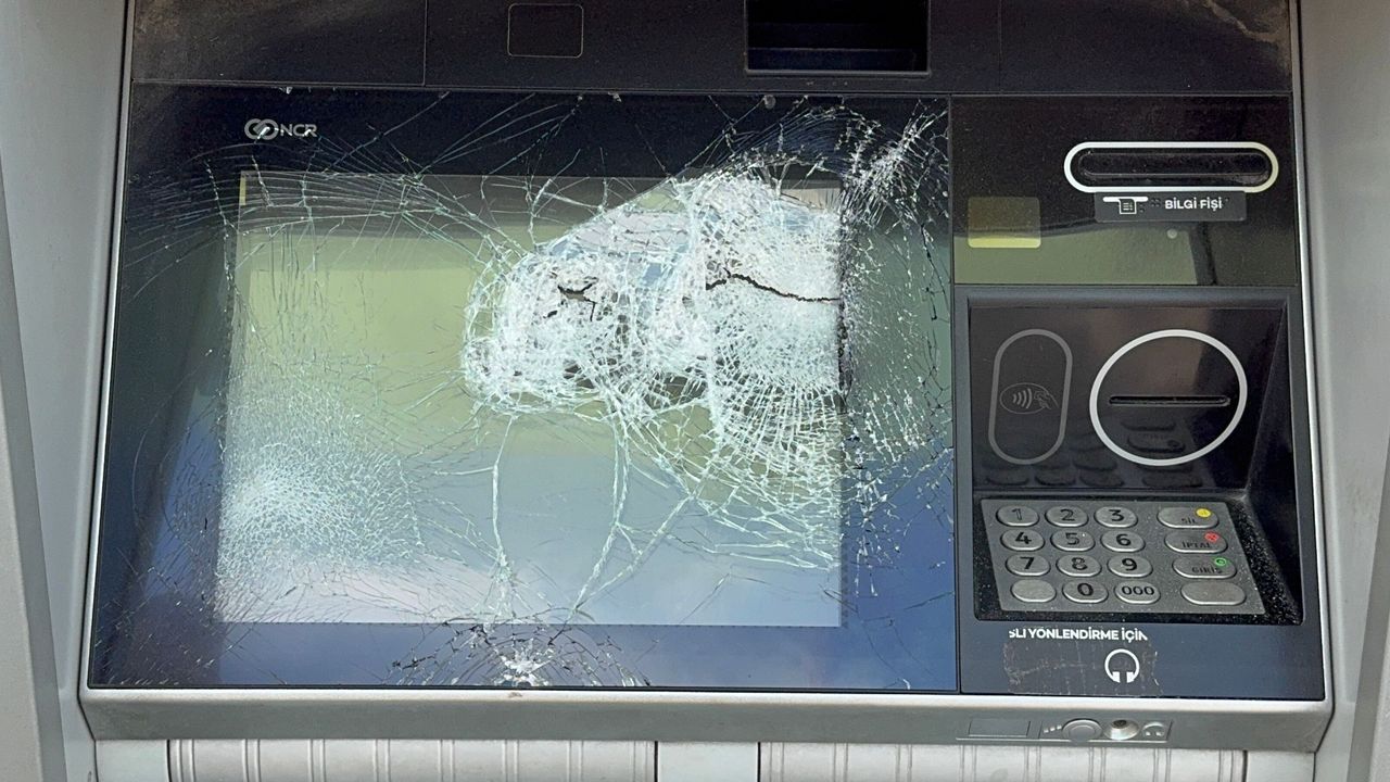 Adana’da ATM’lere zarar veren şüpheli tutuklandı