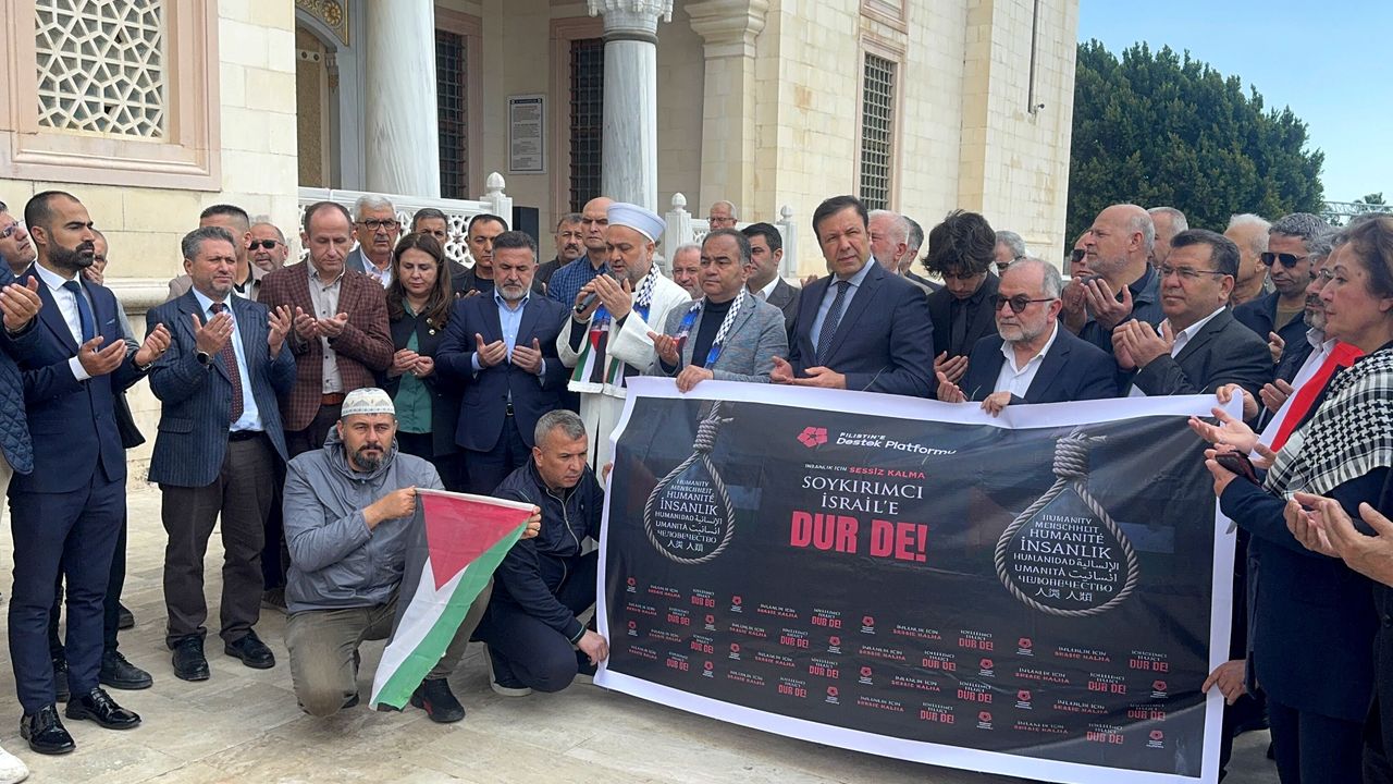 Adana’da İsrail’in “idam yasası” protesto edildi