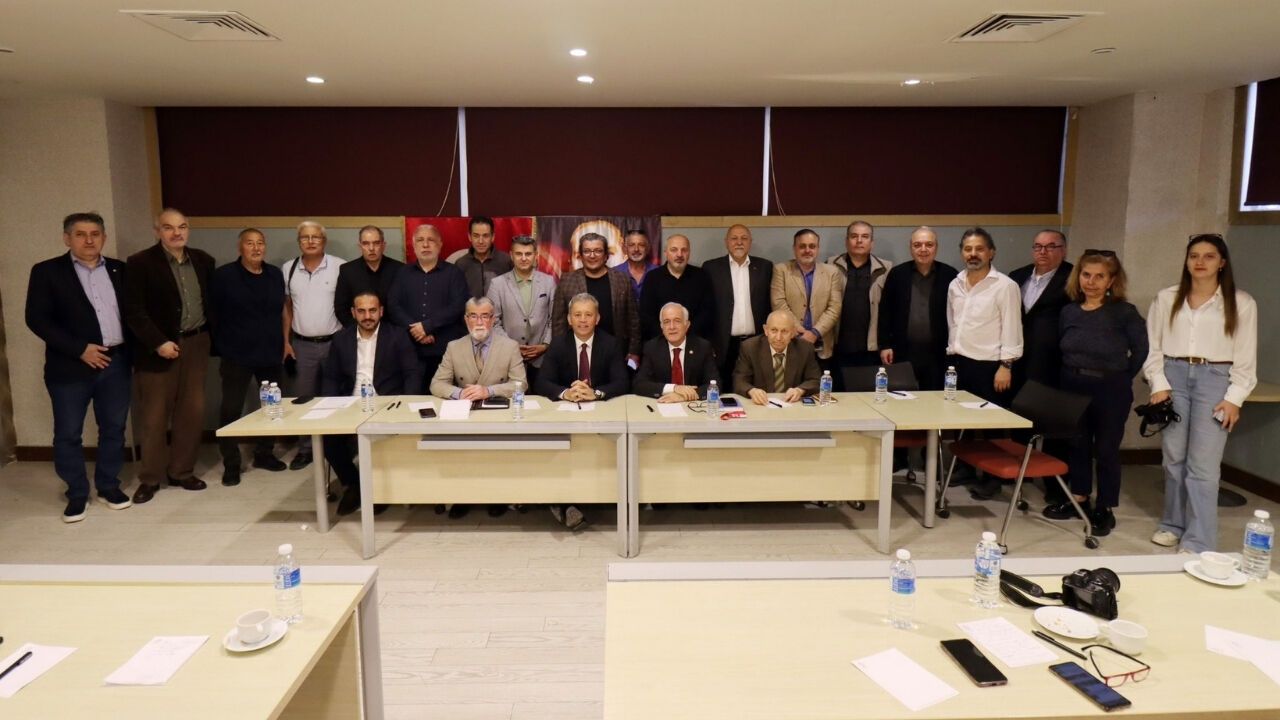 Adana’da veteran masa tenisi heyecanı başlıyor