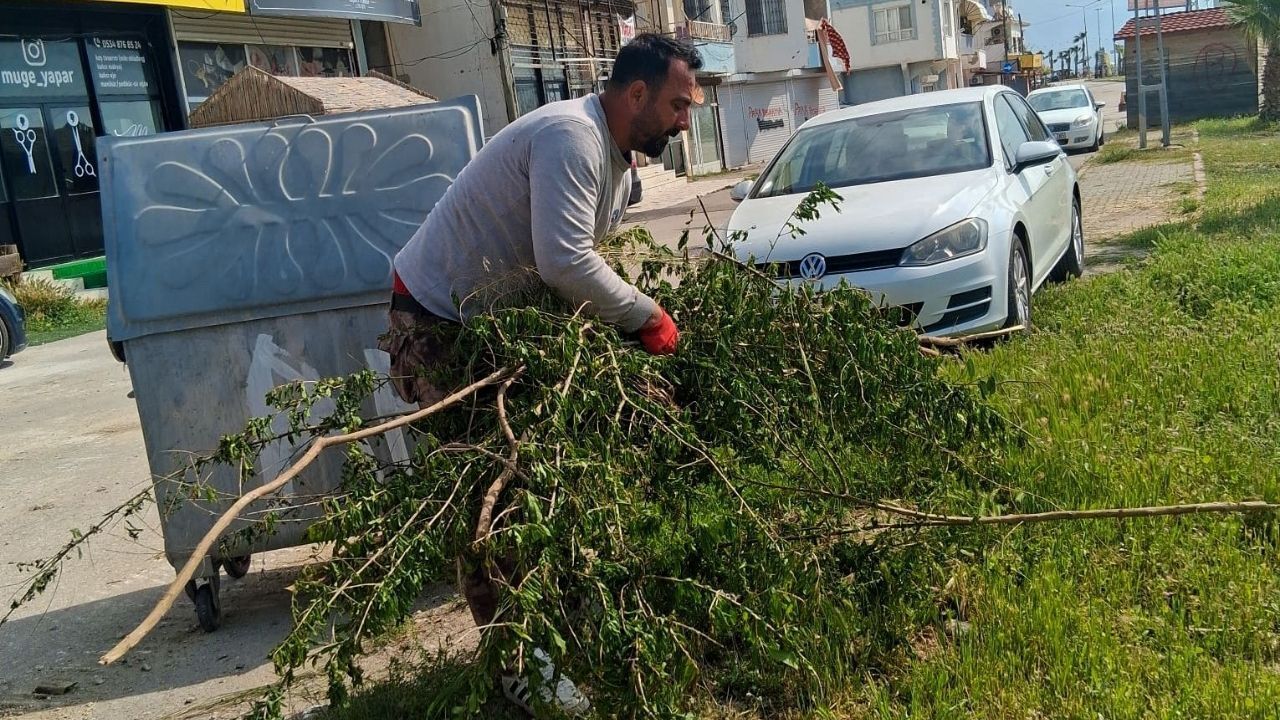 Karataş’ta mahallelerde kapsamlı temizlik çalışması