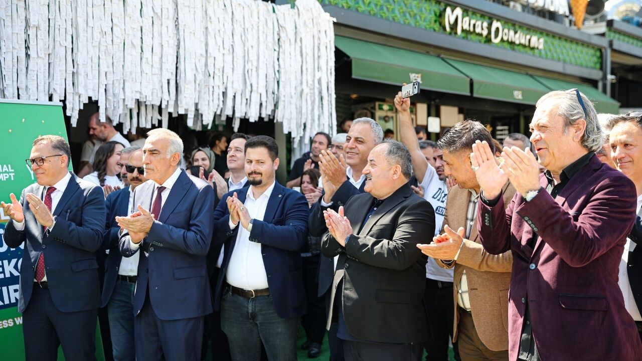 Adana'da bir fırın Guinness World Records'a adını yazdırdı
