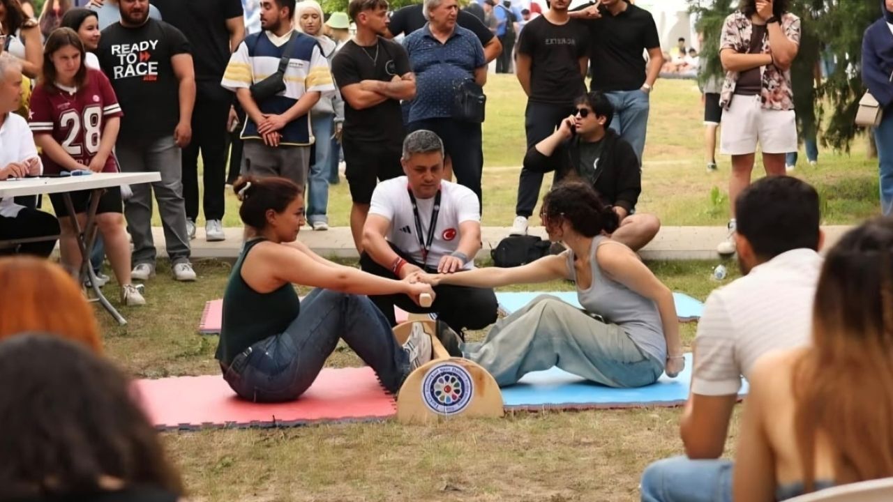 Çukurova Üniversitesi’nde Mas Güreşi heyecanı yaşandı