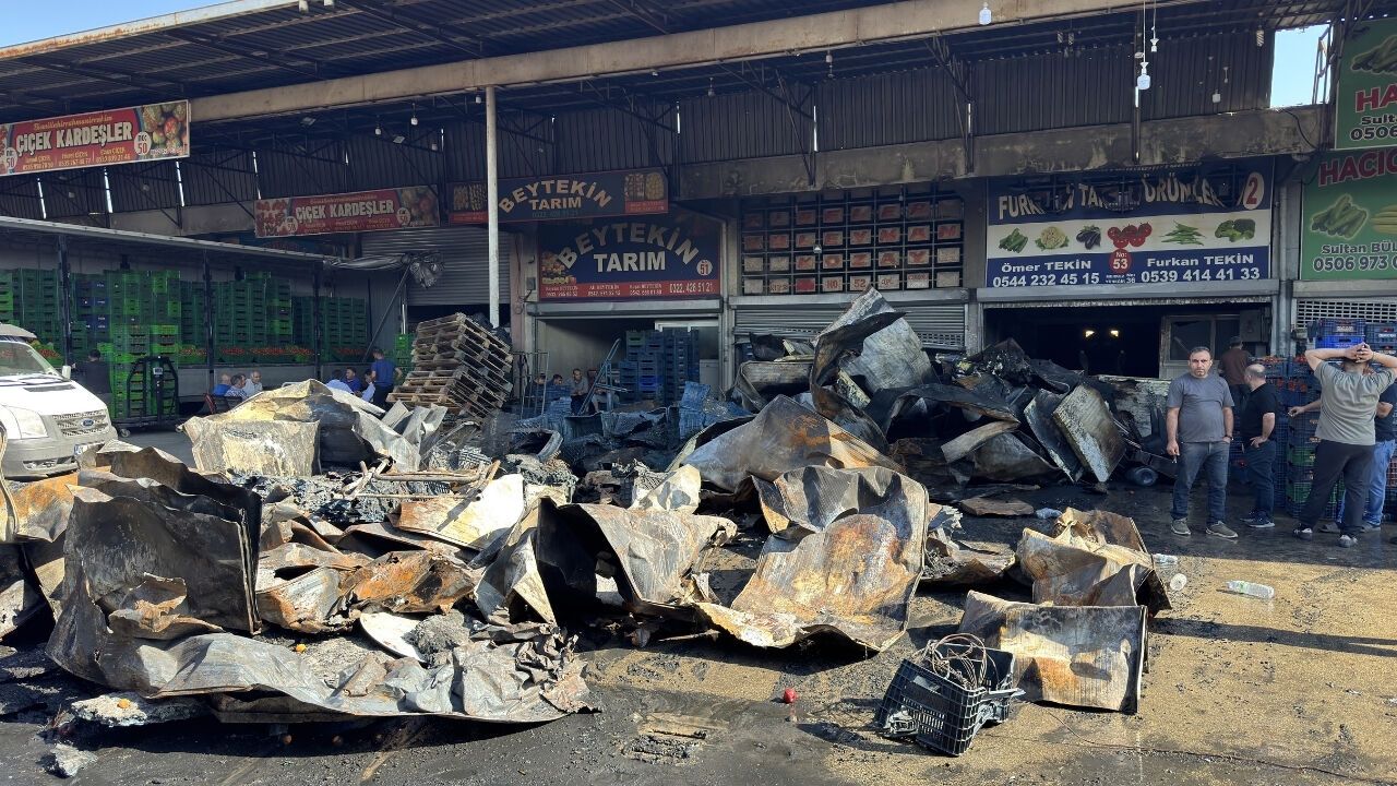 Adana'da hal kompleksinde yangın çıktı - Adana Toros Gazetesi
