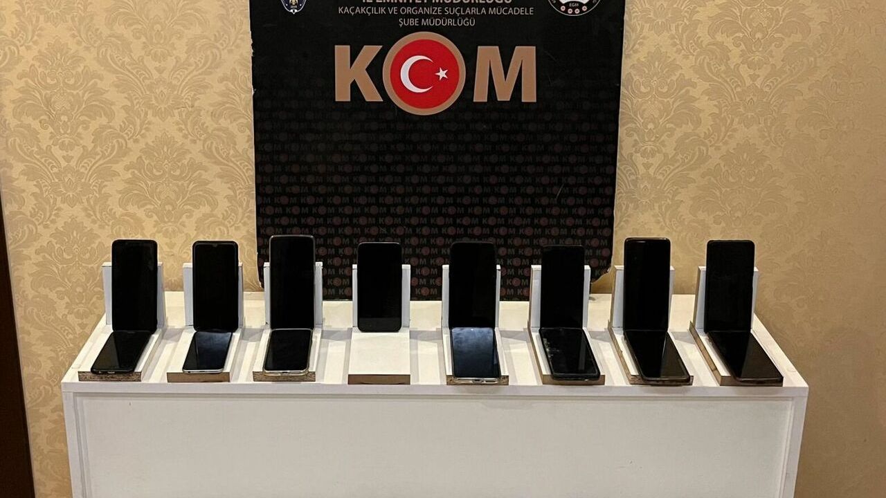 Osmaniye'de sahte kimlikle sınavlara girdikleri iddiasıyla 2 zanlı tutuklandı