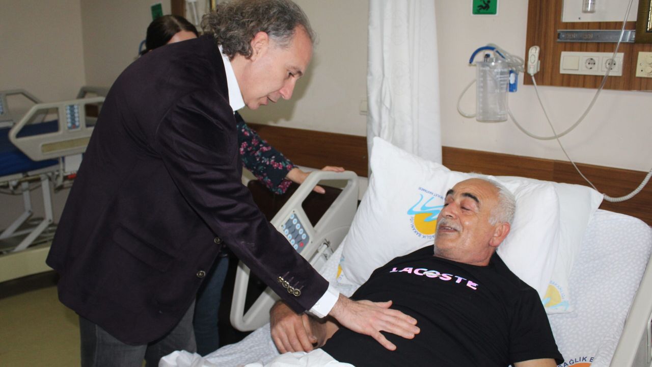 Kasık ağrısıyla gittiği hastanede bağırsağından 3 kilogram tümör çıktı